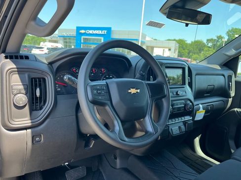 New 2026 Chevrolet Silverado 1500 Custom RWD image 15