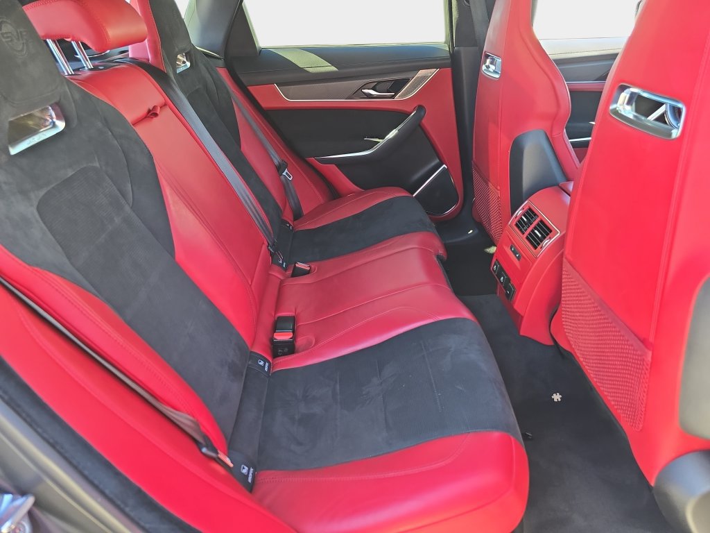 Used 2022 Jaguar F-PACE SVR AWD/4WD image 13