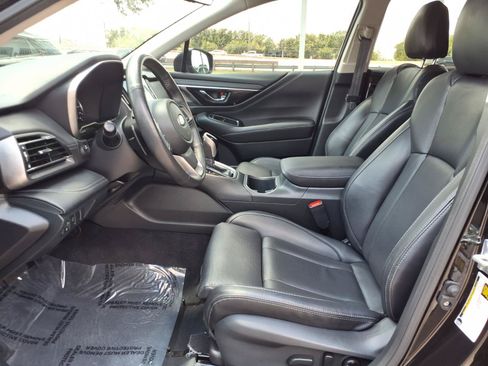Certified 2025 Subaru Outback Limited AWD/4WD image 18