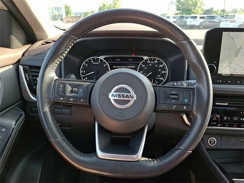 Used 2021 Nissan Rogue SL w/ Premium Package image 27