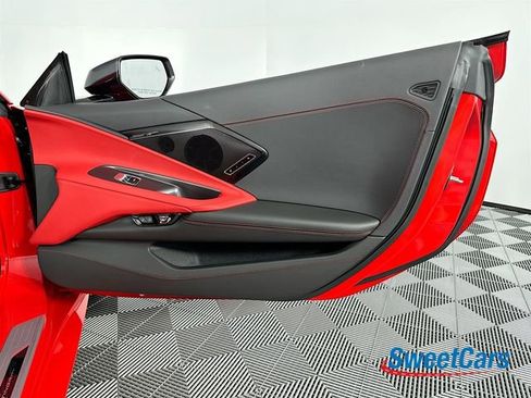 Used 2024 Chevrolet Corvette Stingray Preferred Conv w/ Z51 Performance Package RWD image 46