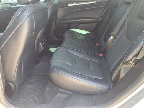 Used 2020 Ford Fusion Titanium AWD/4WD image 25