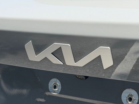 Certified 2023 Kia Sorento X-Line EX AWD/4WD image 46