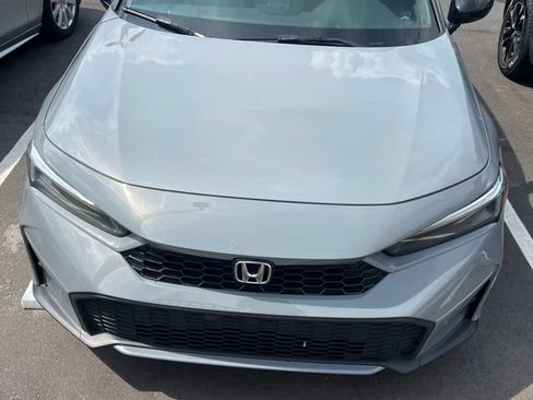 Used 2025 Honda Civic Sport image 18