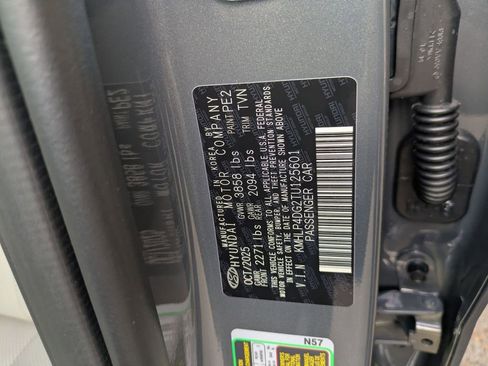 New 2026 Hyundai Elantra Limited image 12