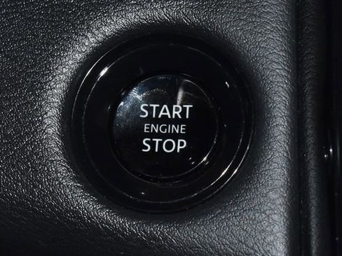 Used 2025 Nissan Armada PRO-4X image 24