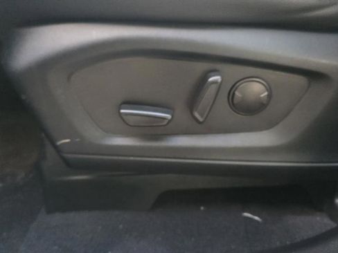 Certified 2023 Ford Explorer ST-Line w/ Class IV Trailer Tow Package image 17