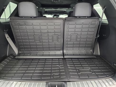 Used 2024 Hyundai Palisade Calligraphy image 30