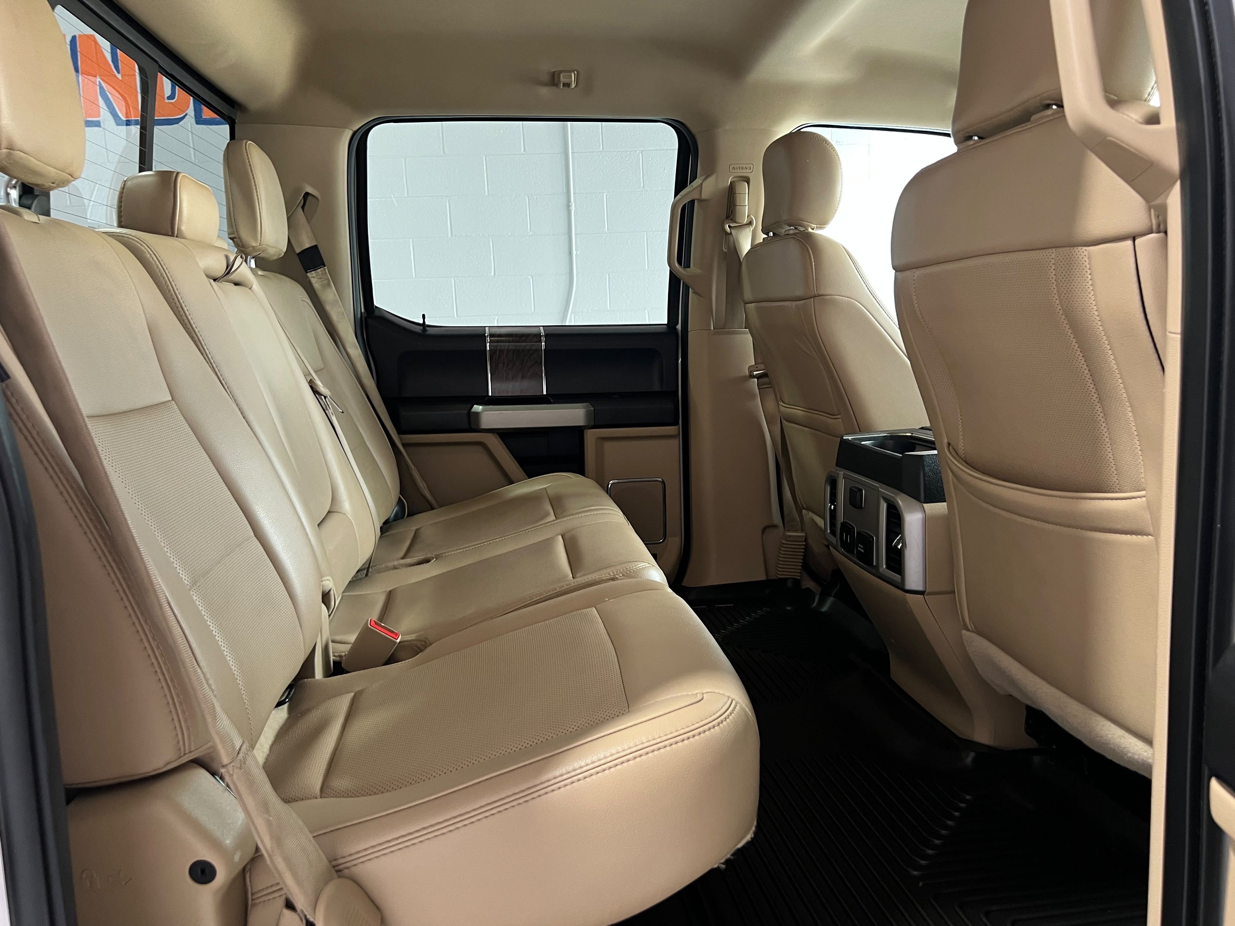 Used 2019 Ford F250 Lariat w/ Lariat Ultimate Package AWD/4WD image 16