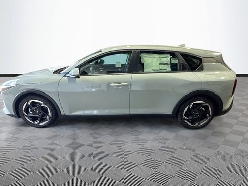 New 2026 Kia K4 EX FWD image 4