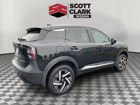 Used 2026 Nissan Kicks SV FWD image 6