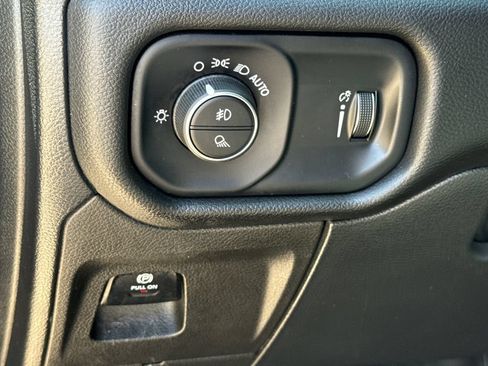 Used 2023 RAM 1500 Big Horn RWD image 22