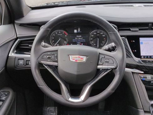 Used 2023 Cadillac XT6 Premium Luxury AWD/4WD image 22