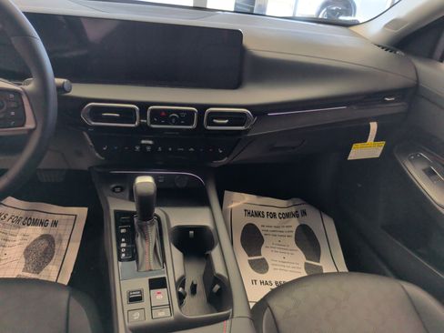 New 2026 Nissan Sentra SR w/ SR Premium Package FWD image 10