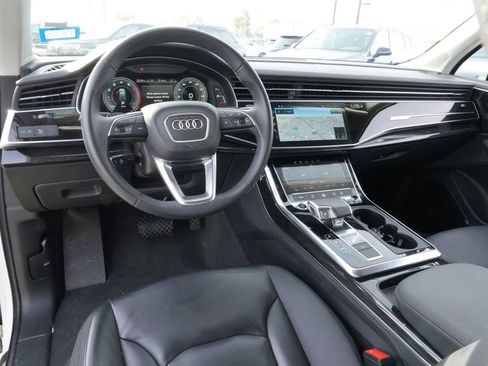 Used 2024 Audi Q7 3.0T Premium Plus image 21