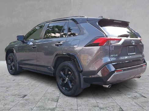 Used 2019 Toyota RAV4 XSE AWD/4WD image 4
