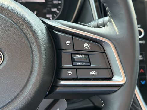 Certified 2025 Subaru Outback Touring XT AWD/4WD image 15