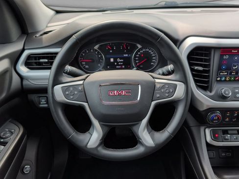 Used 2023 GMC Acadia SLT AWD/4WD image 11