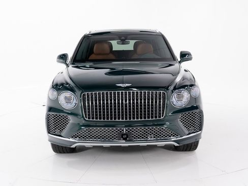 Certified 2025 Bentley Bentayga Extended Wheelbase image 8
