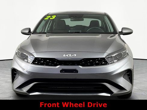 Used 2023 Kia Forte LXS FWD image 2