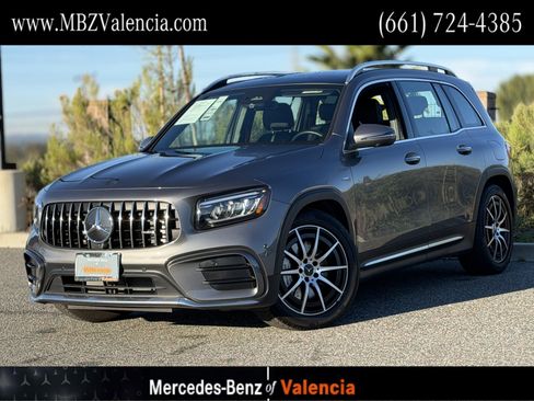 Used 2025 Mercedes-Benz GLB 35 AMG 4MATIC image 1