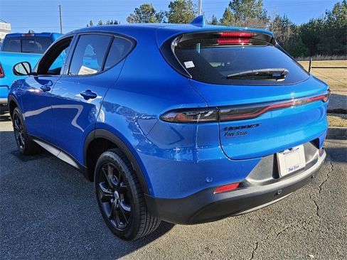 Used 2023 Dodge Hornet GT Plus w/ Tech Pack Plus w/o Parking image 10