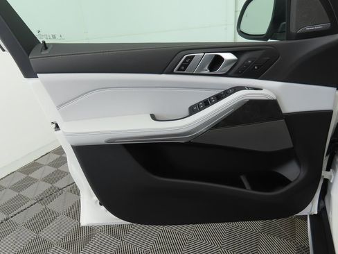 New 2026 BMW X5 sDrive40i image 24