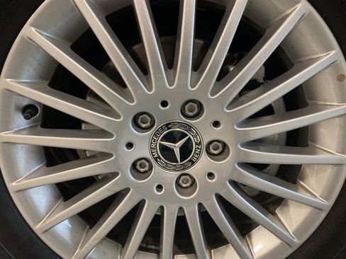 Used 2023 Mercedes-Benz Metris Passenger image 5