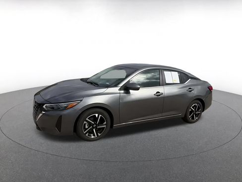 Used 2025 Nissan Sentra SV FWD image 7