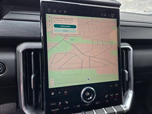 Used 2025 GMC Acadia Elevation FWD image 24