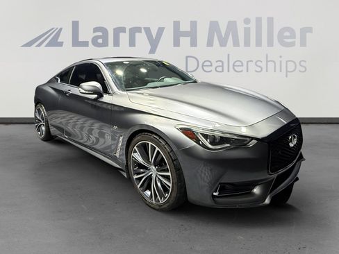 Used 2018 INFINITI Q60 3.0t Luxe image 7