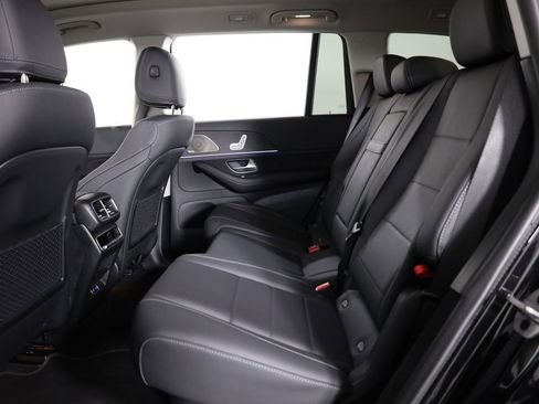 Used 2026 Mercedes-Benz GLS 450 4MATIC image 52