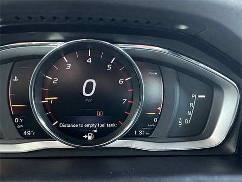 Used 2016 Volvo XC60 T5 Platinum w/ Climate Package image 24