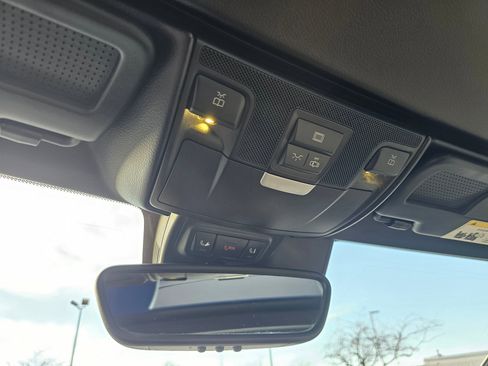 Used 2016 Mercedes-Benz SLK 350 image 25