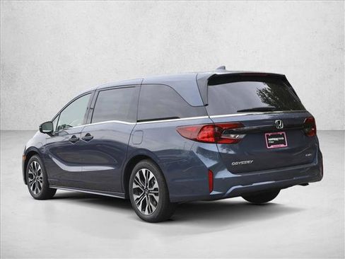New 2026 Honda Odyssey Elite image 7