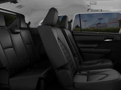 New 2025 Toyota Highlander XLE image 22