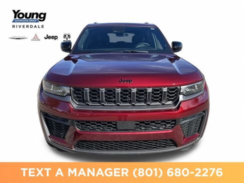 New 2026 Jeep Grand Cherokee Altitude AWD/4WD image 8