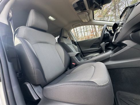 Used 2024 Subaru Crosstrek 2.0i Premium image 46