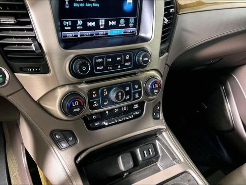 Used 2017 GMC Yukon Denali w/ Open Road Package AWD/4WD image 25