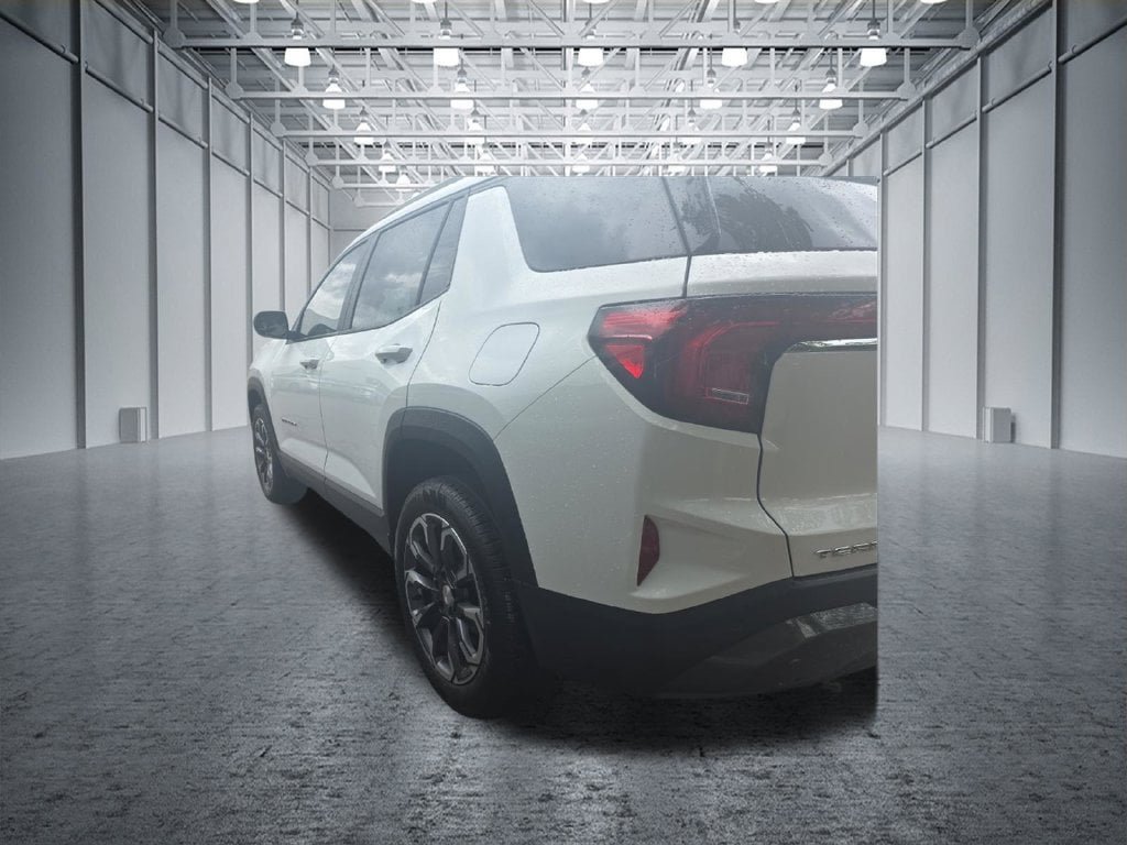 Certified 2026 GMC Terrain Elevation w/ Elevation Premium Package AWD/4WD image 2