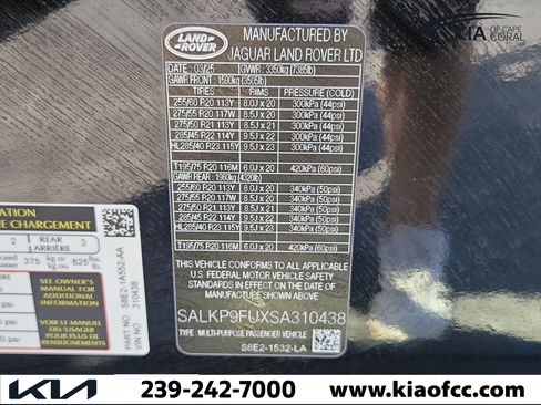 Used 2025 Land Rover Range Rover SE AWD/4WD image 30
