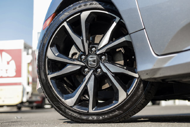 Used 2019 Honda Civic Sport image 14