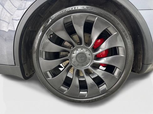Used 2022 Tesla Model Y Performance AWD/4WD image 49