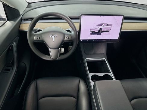 Used 2022 Tesla Model Y Performance image 22