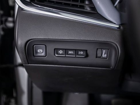 Used 2022 Buick Enclave Premium w/ Surround and Sites Package AWD/4WD image 36