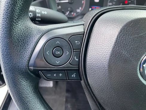 Used 2024 Toyota Corolla LE FWD image 17