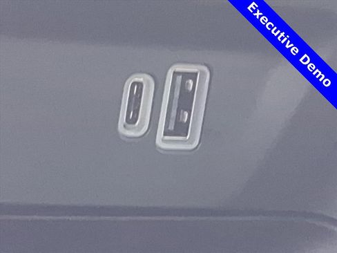 New 2025 Alfa Romeo Tonale Veloce w/ Premium Package image 24