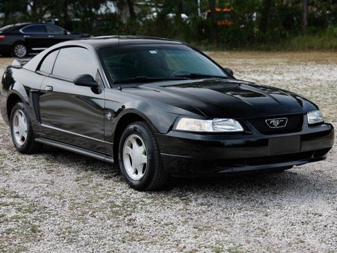 Used 1999 Ford Mustang Coupe RWD image 14