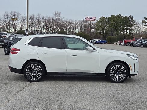 Used 2025 BMW X3 xDrive30i w/ Premium Package image 6