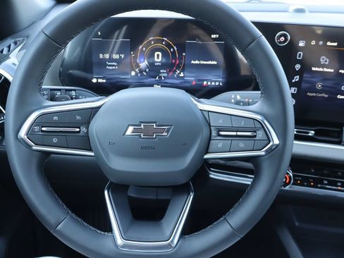 New 2027 Chevrolet Equinox LT w/ Convenience Package II FWD image 7